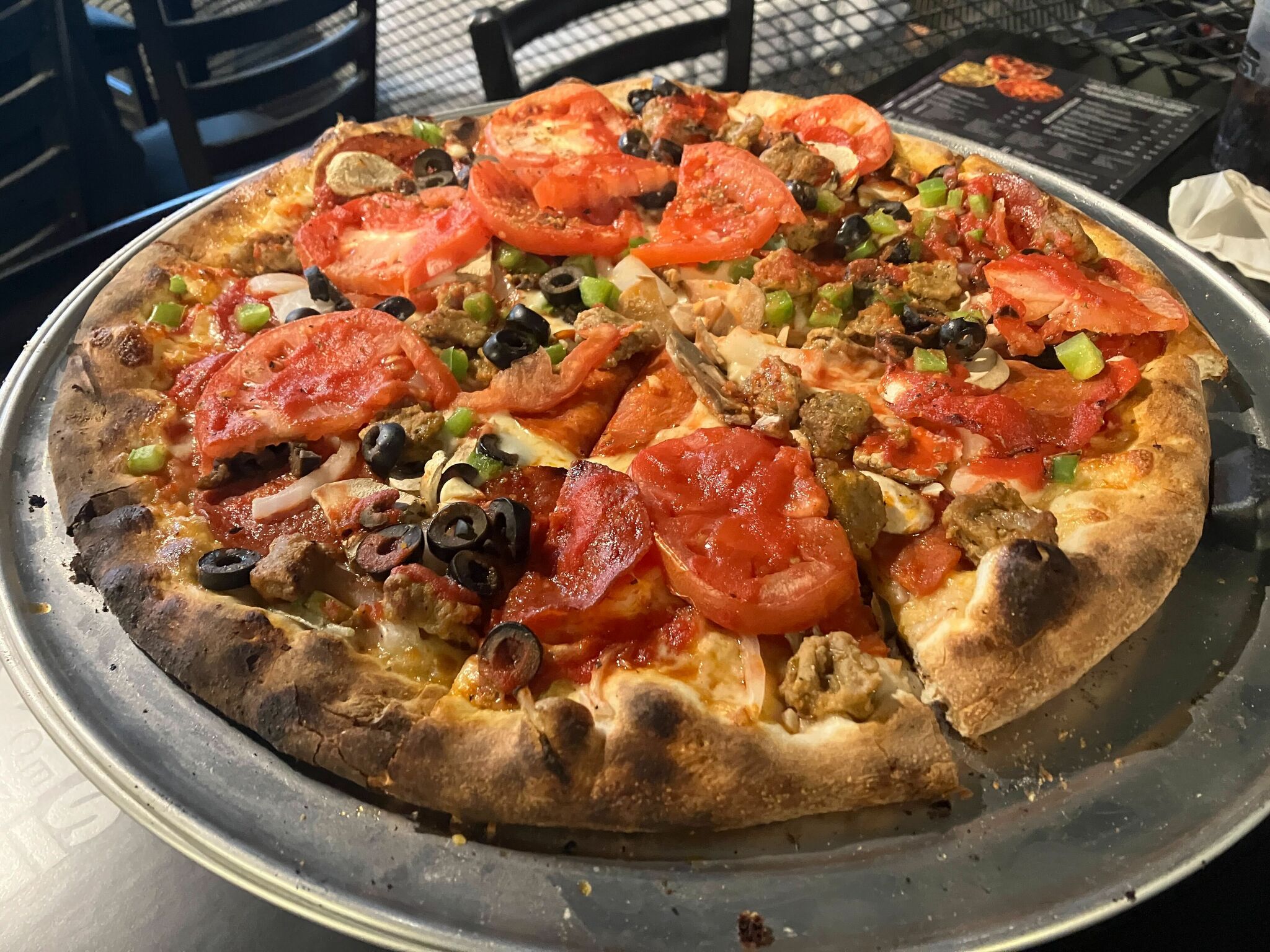 80s-themed Texas Hill Country pizza spot plans 'After Dark' bar