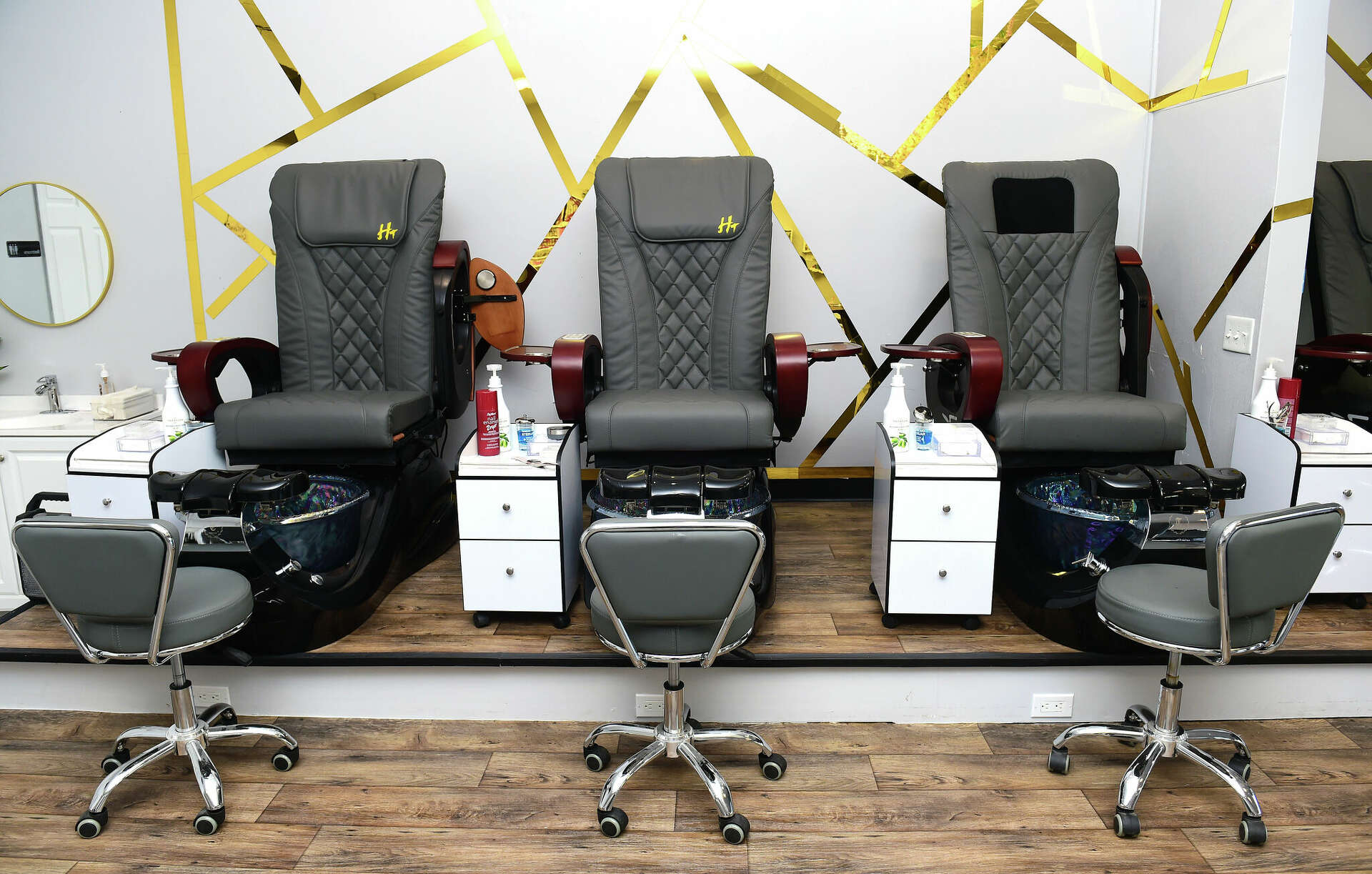 New Haven nail salon opens second location on Rt. 5 in Wallingford