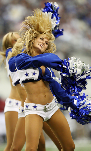 DCC Holiday Halftime Show  Dallas cowboys cheerleaders, Nfl cheerleaders, Dallas  cowboys