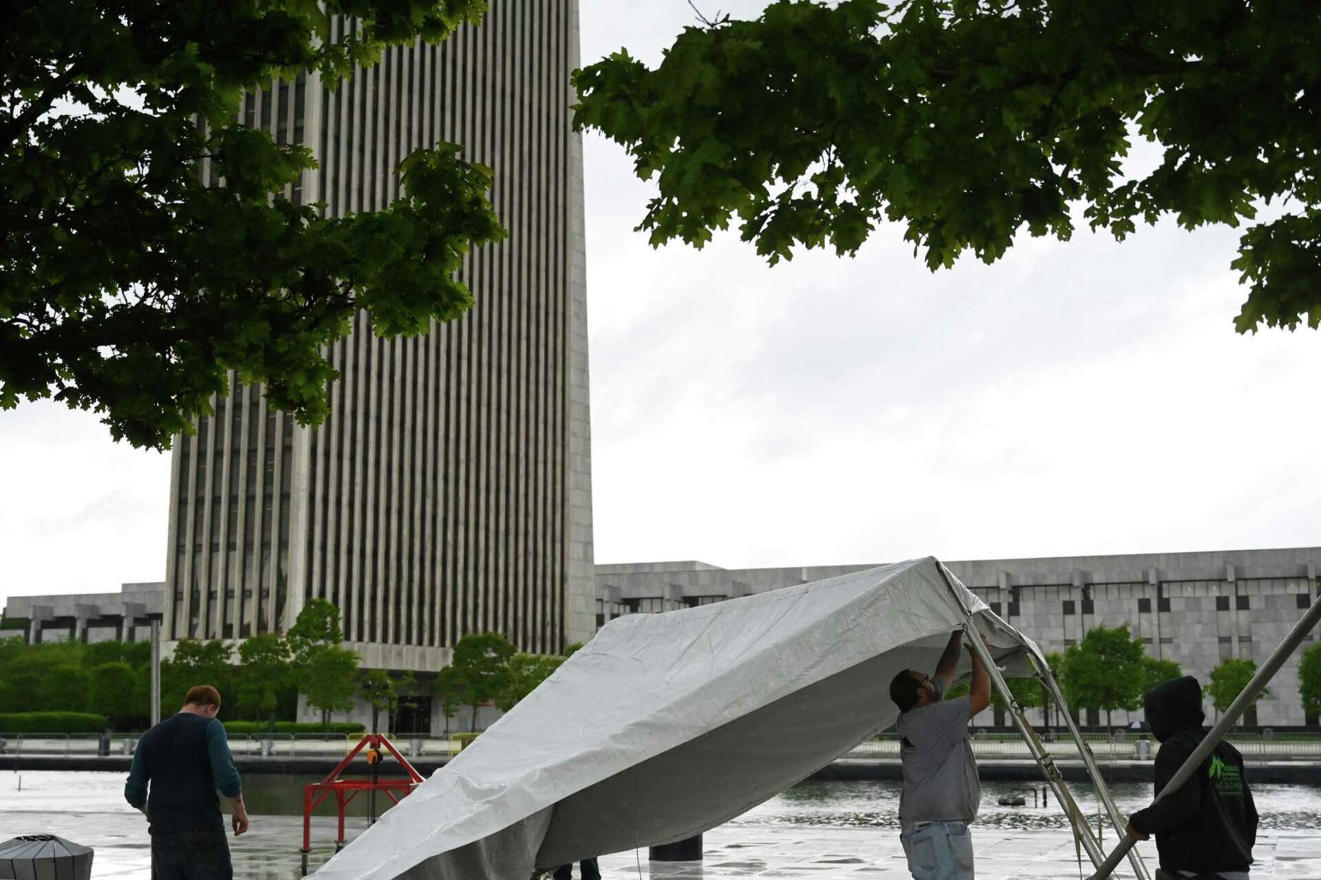 'Banking error' leads to double pension checks for N.Y. retirees