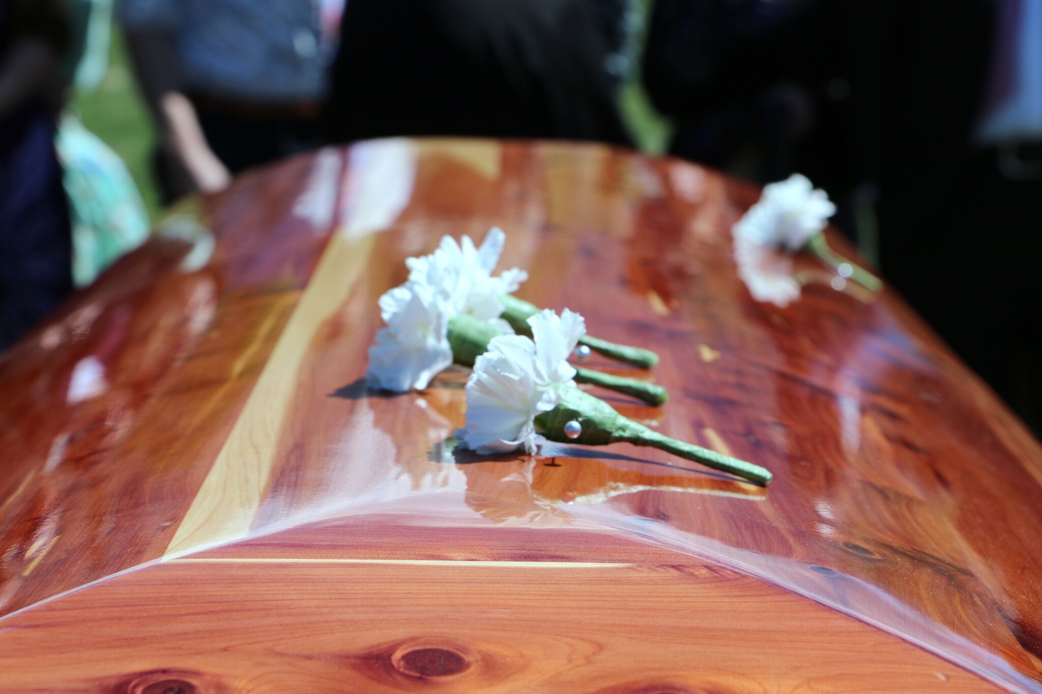 Funeral home trial over switched bodies ends as jury deliberates