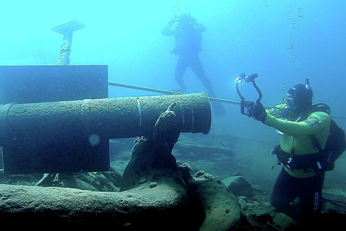 The California State Parks dive team documenting a shipwreck.