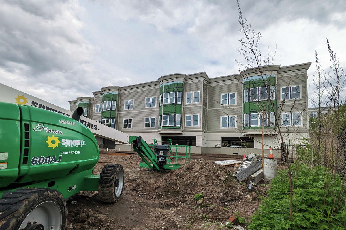 An exterior view Breakwater Bay's new condos off of Sea Street in New Haven, Conn., on Friday May 17, 2024.