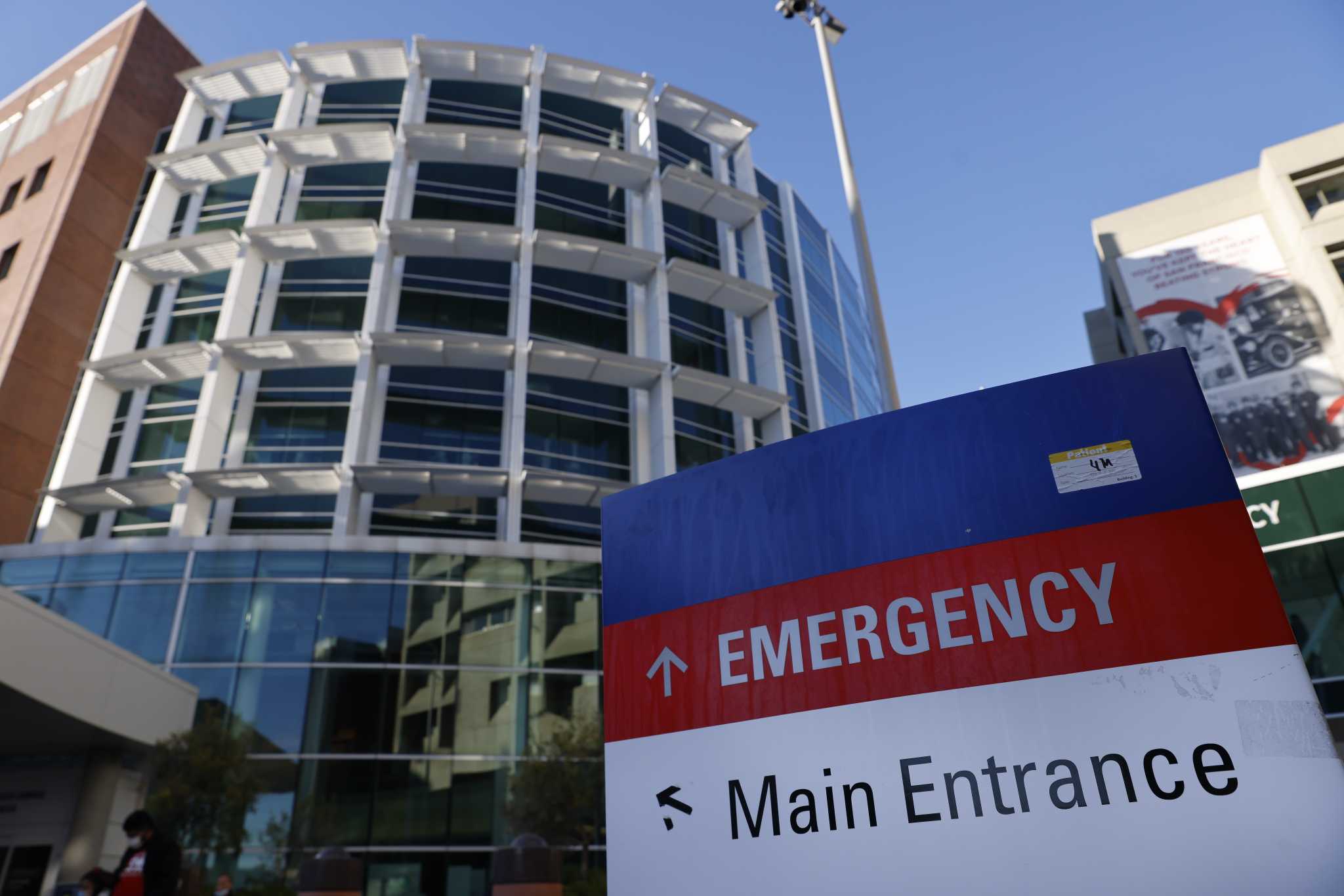 S.F. public hospital nurses reach tentative agreement to avert strike - Vimarsana News