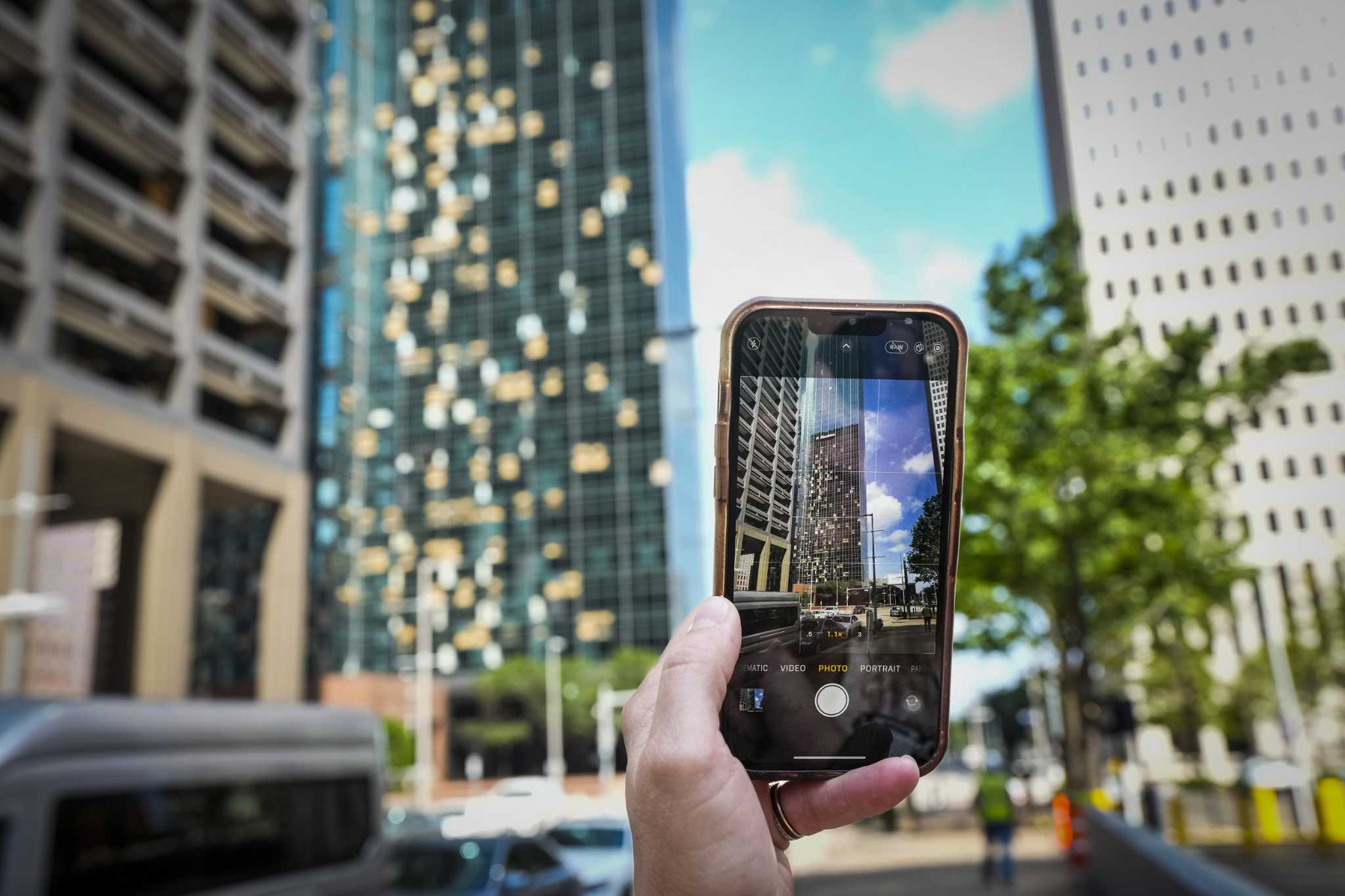 https://s.hdnux.com/photos/01/37/52/57/25078723/3/rawImage.jpg