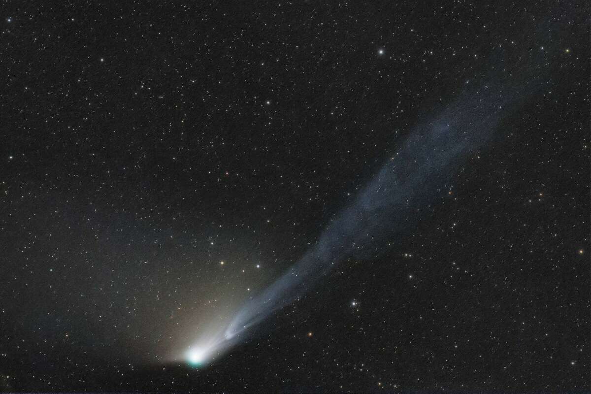 Solar wind recently ripped off the tail of comet 12P/Pons-Brooks. 