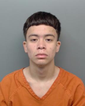 Laredo PD: Man had explicit photo of girl, 13, he had sex with - Vimarsana News