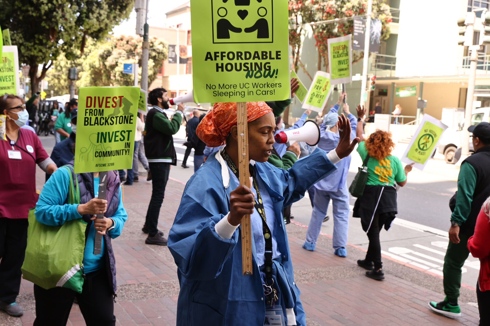 Latest protests on UC campuses: Workers demand higher paying contract - Vimarsana News