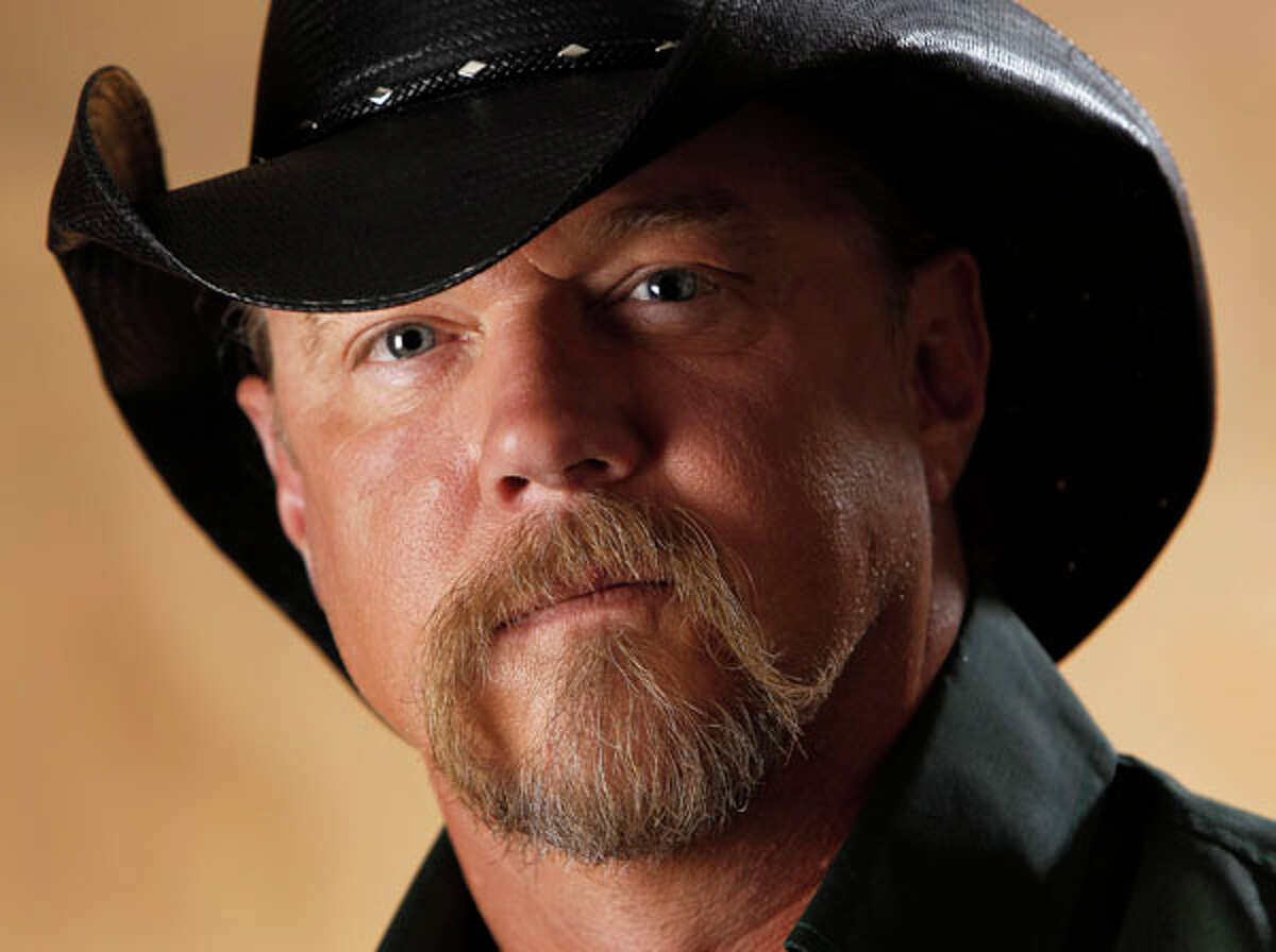 Trace Adkins releases new album, 'Cowboy's Back in Town'