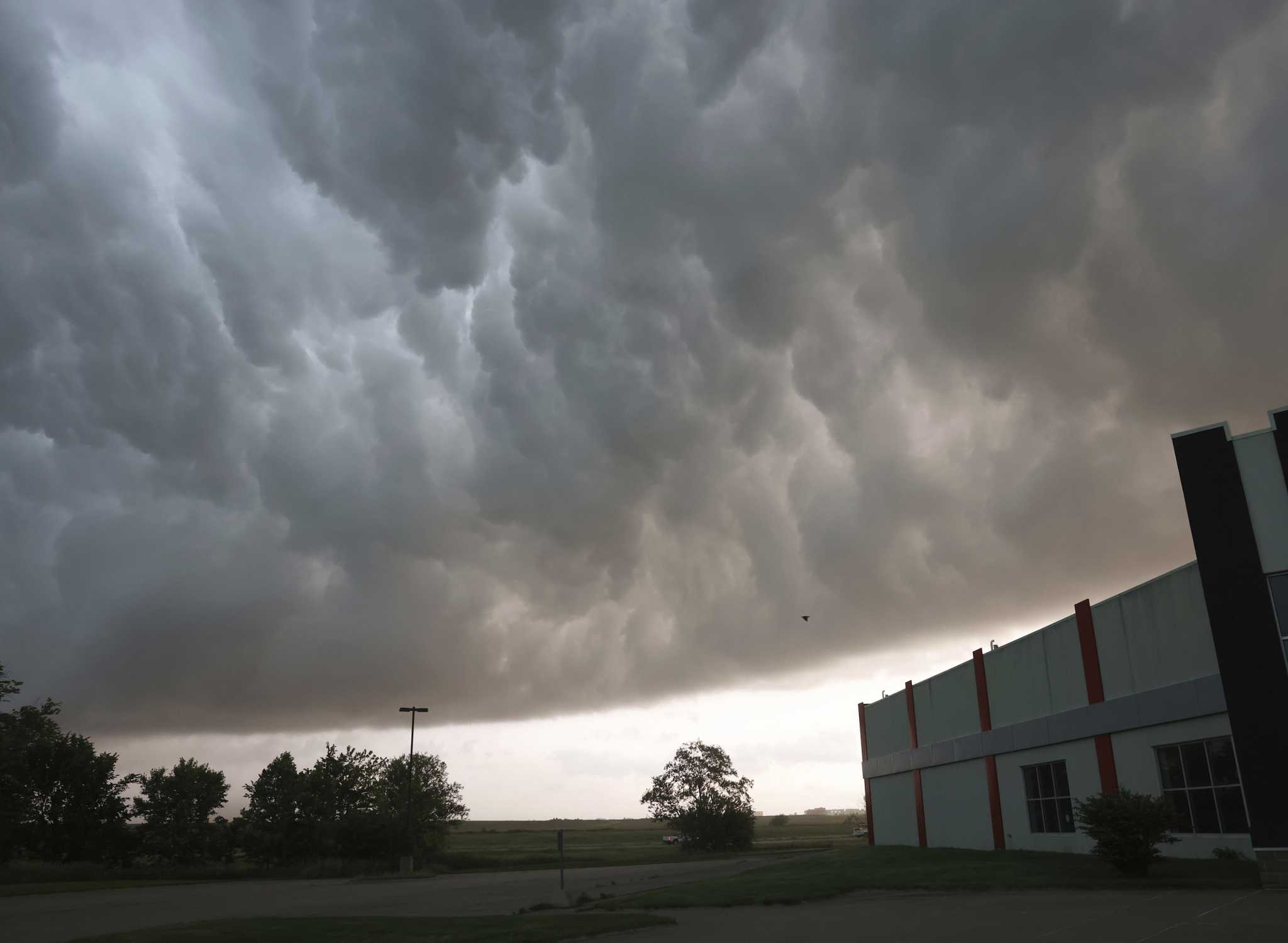 Storms rip through North Texas, Oklahoma; at least 5 dead - Vimarsana News