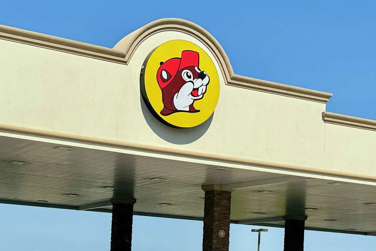 A possible new Buc-ee's location is drawing some detractors. 