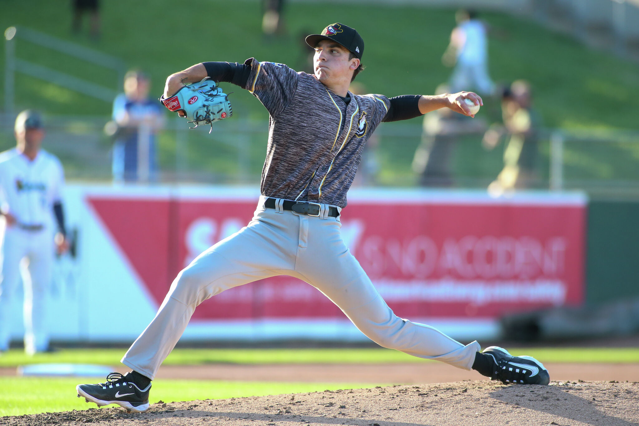 CT's Frank Mozzicato earns Minor League Gold Glove Award