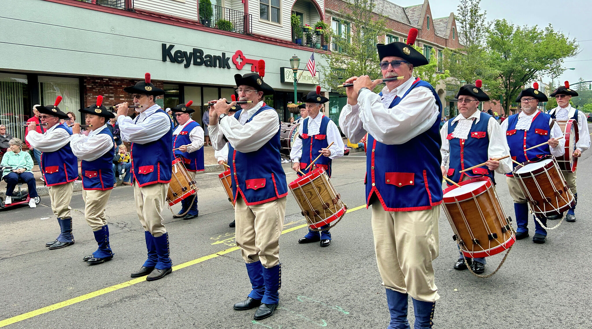 Crowd braves rain for spirited Branford Memorial Day Parade - Vimarsana News
