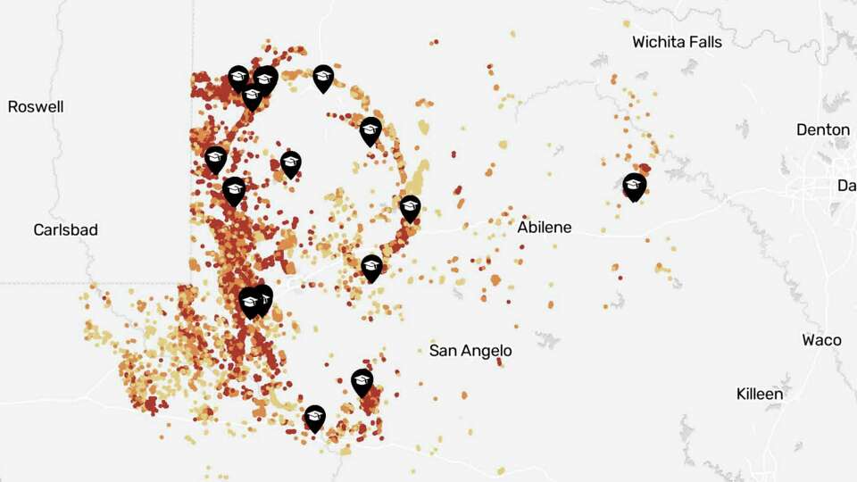 A portion of a map showing wells in Texas that are part of leases with reported H2S concentrations of at least 100 ppm. 