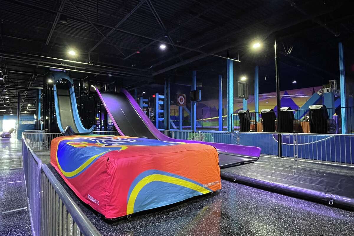 The indoor entertainment complex is known for its various attractions such as trampolines, extreme dodgeball, aero strike, and play areas for kids. 