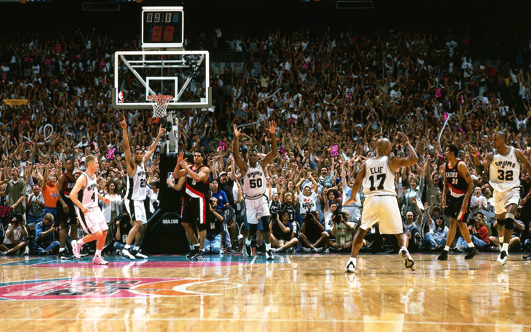 Spurs fans recall ‘Memorial Day Miracle’ on 25th anniversary