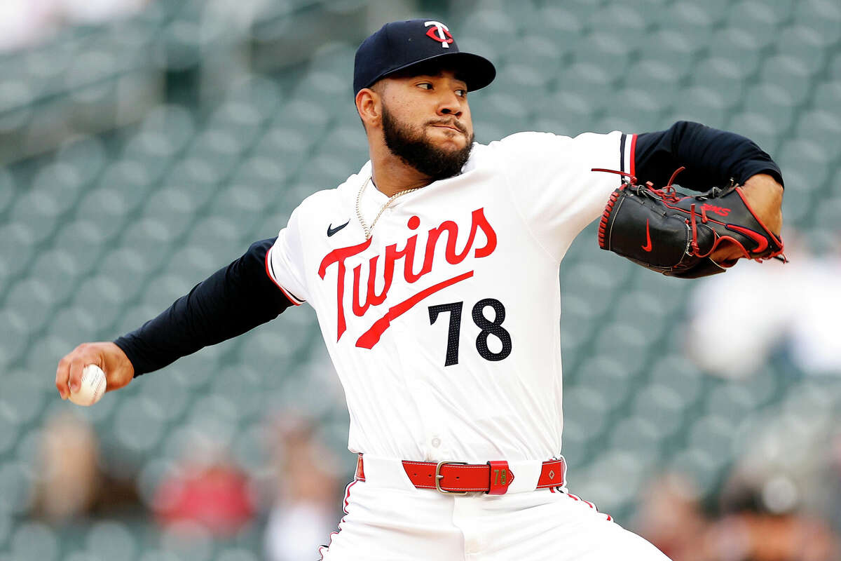 Simeon Woods Richardson of the Minnesota Twins delivers a pitch against the Kansas City Royals in the first inning at Target Field on May 28, 2024 in Minneapolis, Minnesota.