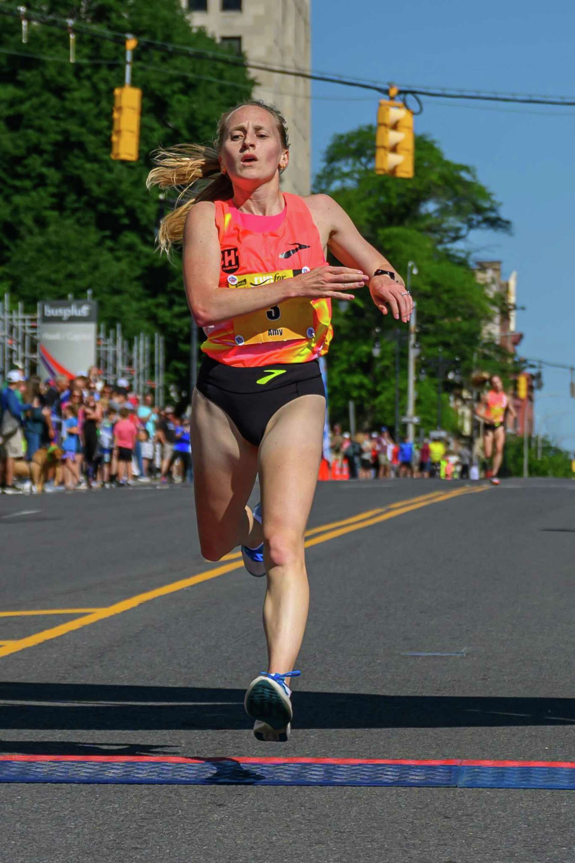 Run Amy Amy Davis-Green, mother share Delightful Run for Women history