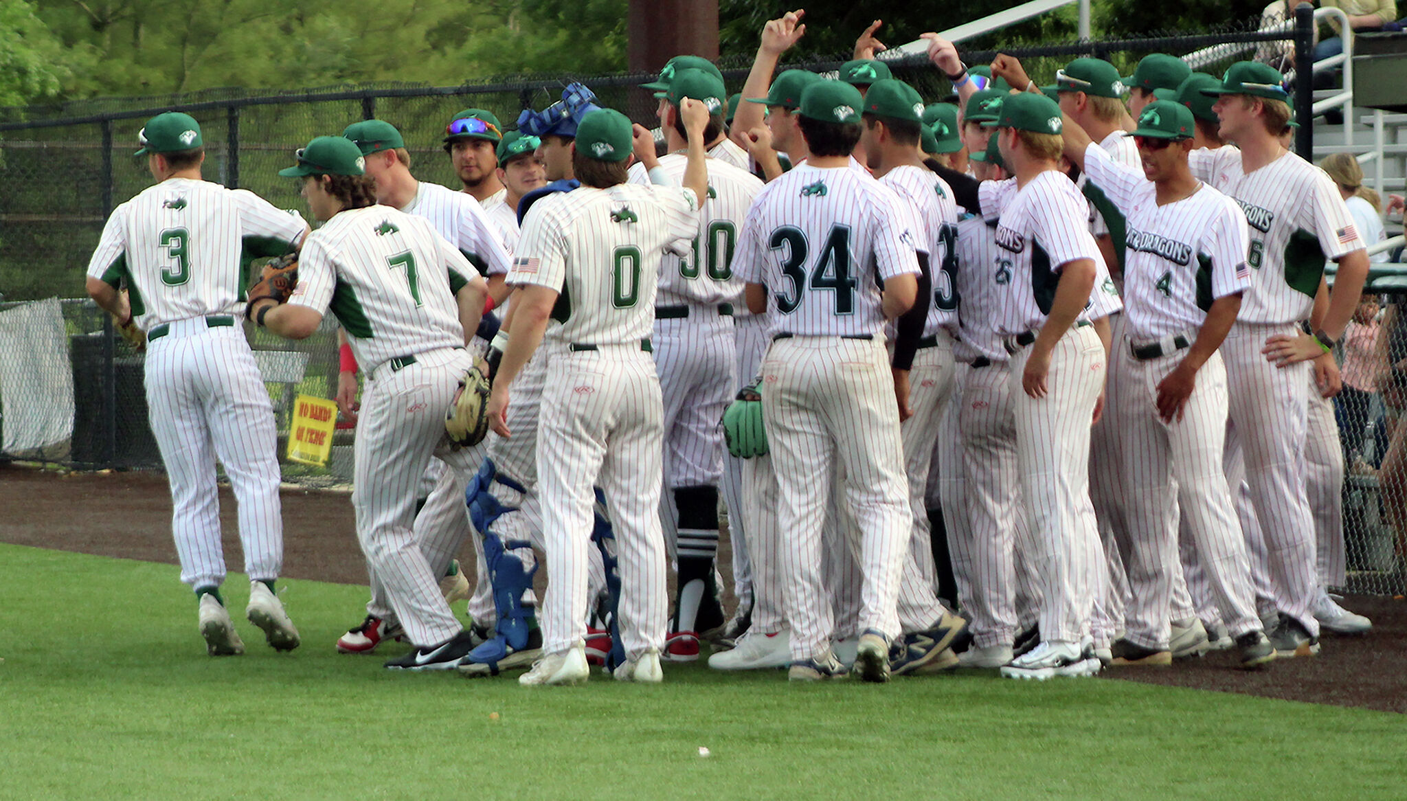 Alton River Dragons hold on for 7-5 win over Cape Catfish