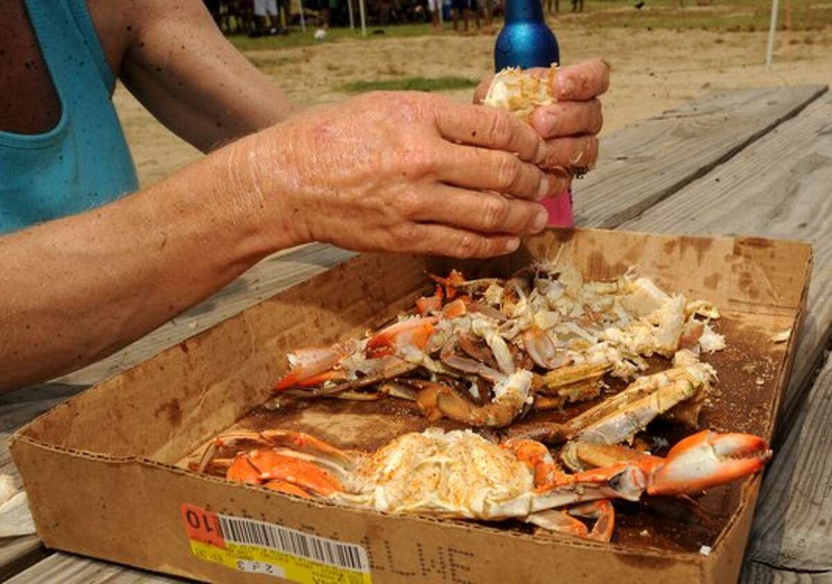 Crowds celebrate 25th Texas Crab Festival