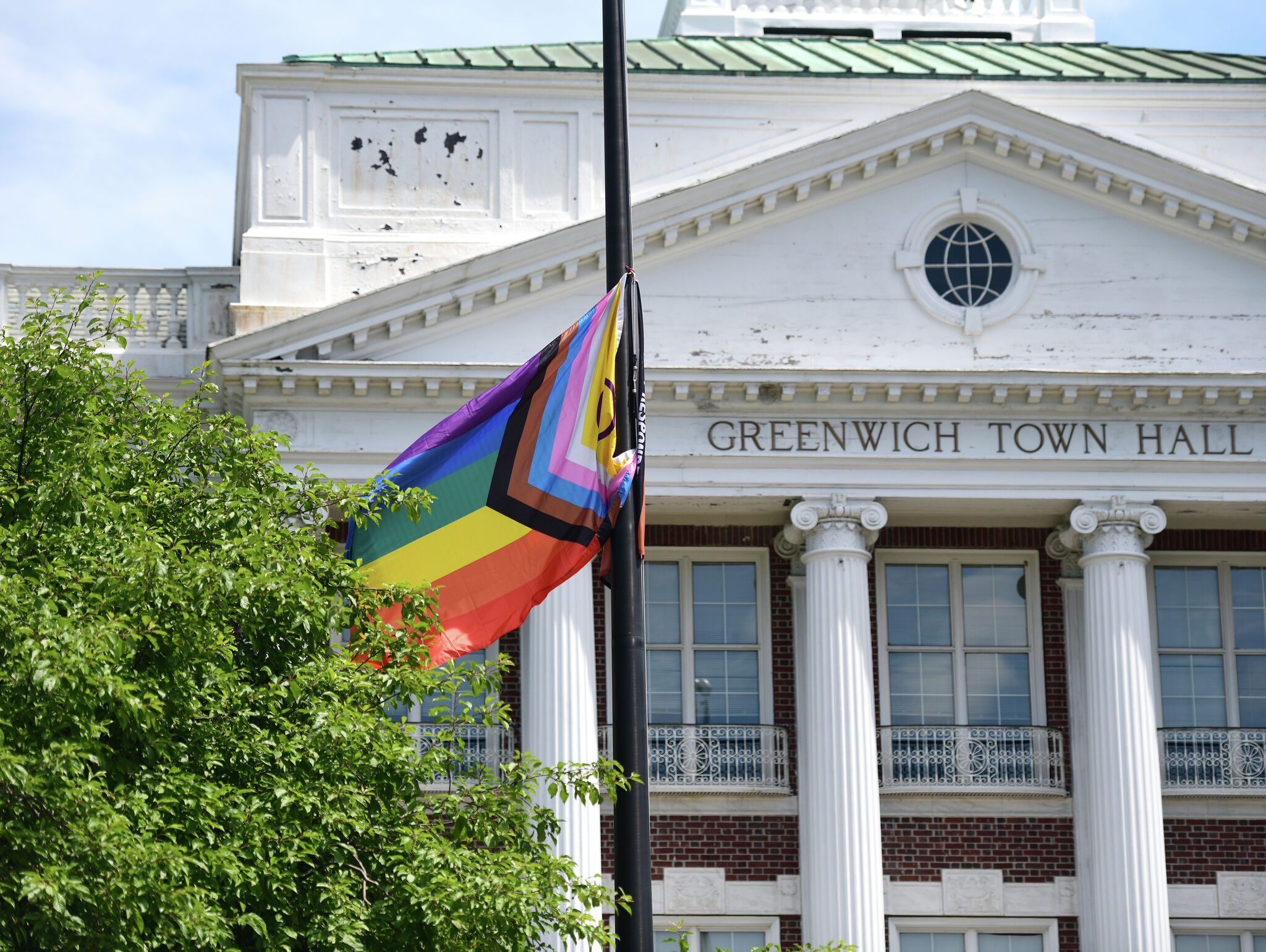 White supremacist flyers found on cars after Greenwich RTM meeting - Vimarsana News