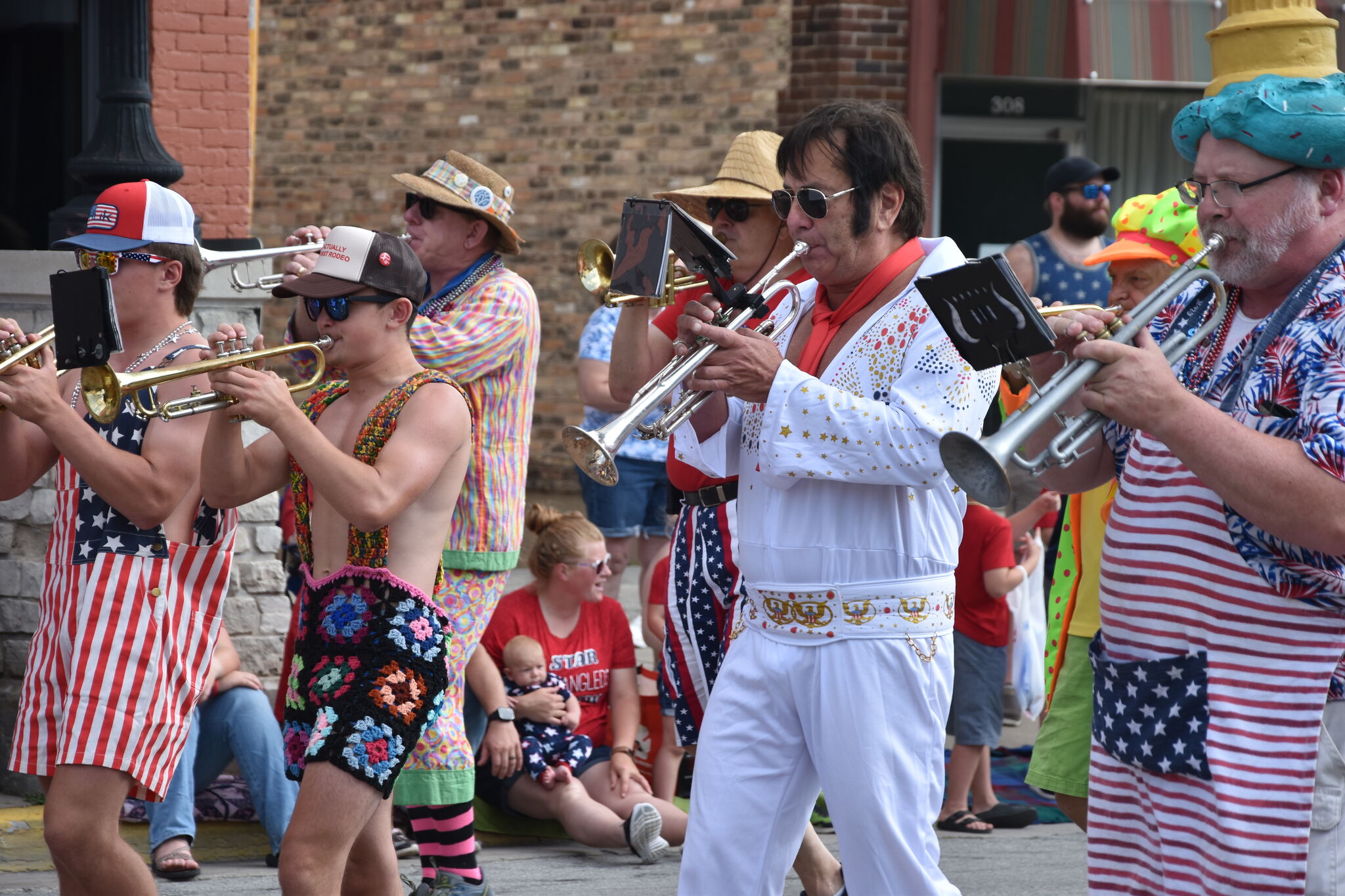 Manistee Forest Fest parade, event deadlines near