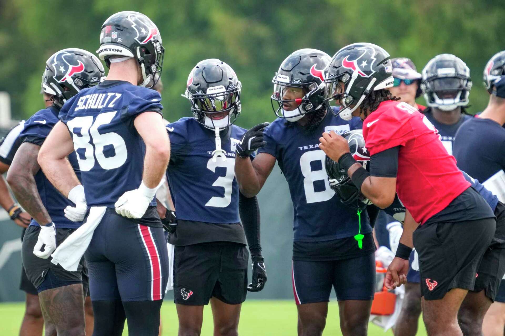 Houston Texans start offseason with 12 receivers on roster