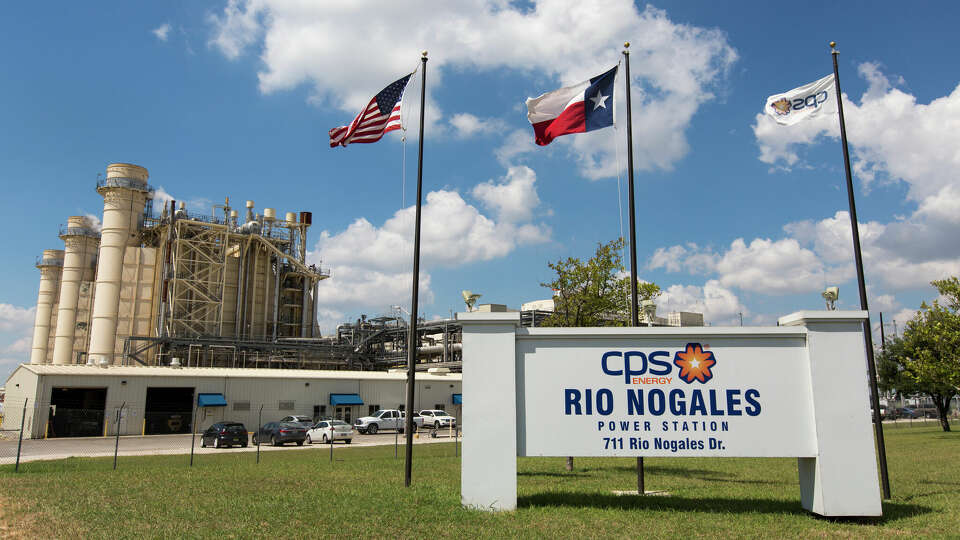 CPS Energy's Rio Nogales natural gas-fired power plant in Seguin is seen in a June 2017 file photo. The city-owned utility is seeking $500 million in state low-interest loans to add new gas generating plants.