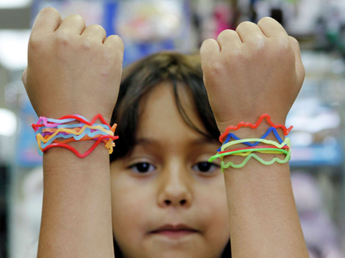 For teachers, a welcome break – from Silly Bandz