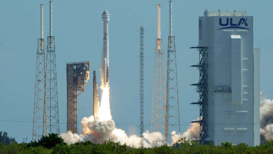 Boeing's Starliner capsule atop an Atlas V rocket lifts off from Space Launch Complex 41 at the Cape Canaveral Space Force Station on a mission to the International Space Station, Wednesday, June 5, 2024, in Cape Canaveral, Fla. (AP Photo/John Raoux)