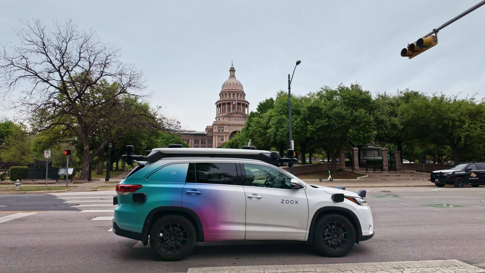 Amazon's Zoox robotaxis coming to Austin for testing - Vimarsana News
