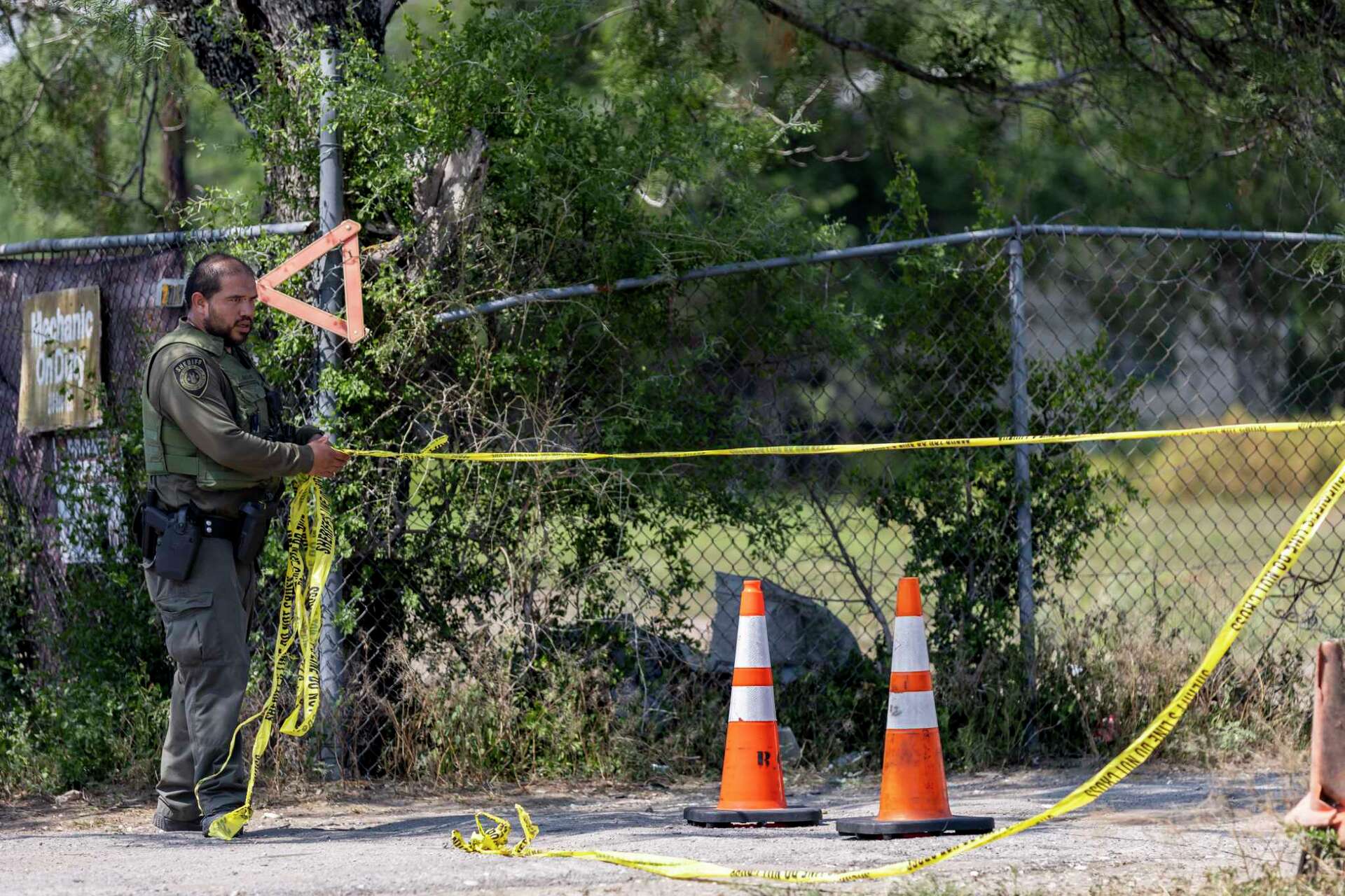 Migrants hospitalized after human smuggling bust in Bexar County