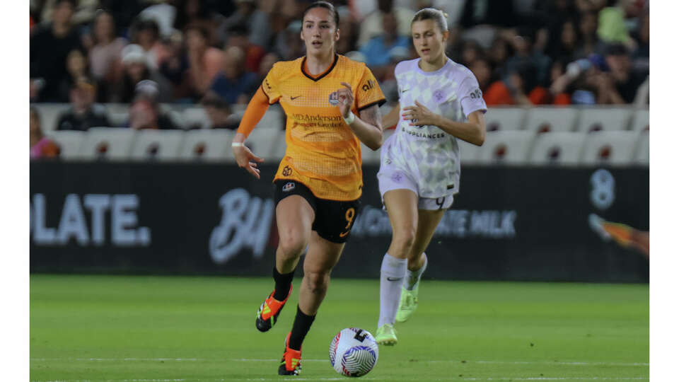 Diana Ordonez #9 of Houston Dash controls the ball in the first half against the Racing Louisville FCÂ at Shell Energy Stadium on March 23, 2024 in Houston, Texas. (Photo by Juan Finol/Getty Images)