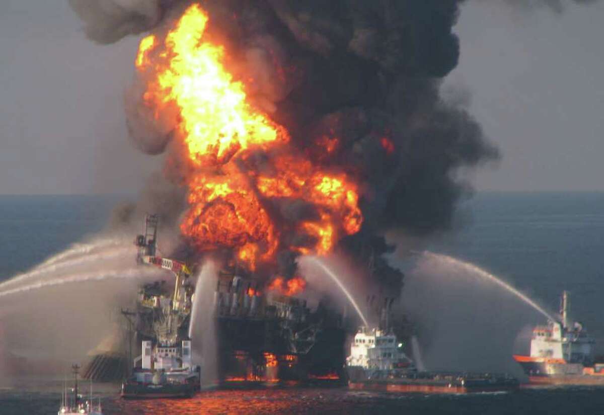 last horizon oil rig last horizon oil rig