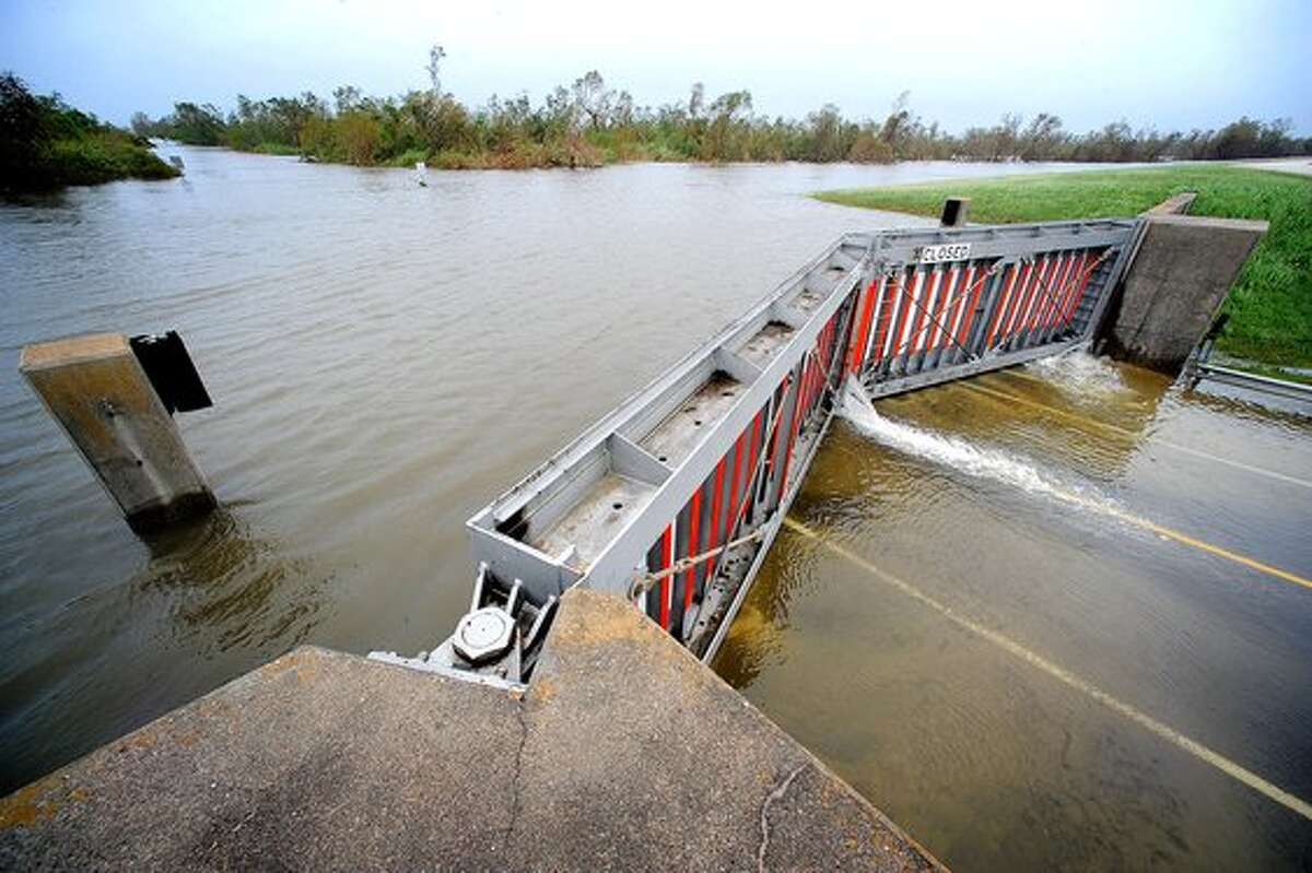 Jefferson County levee in limbo, could increase flood insurance rates