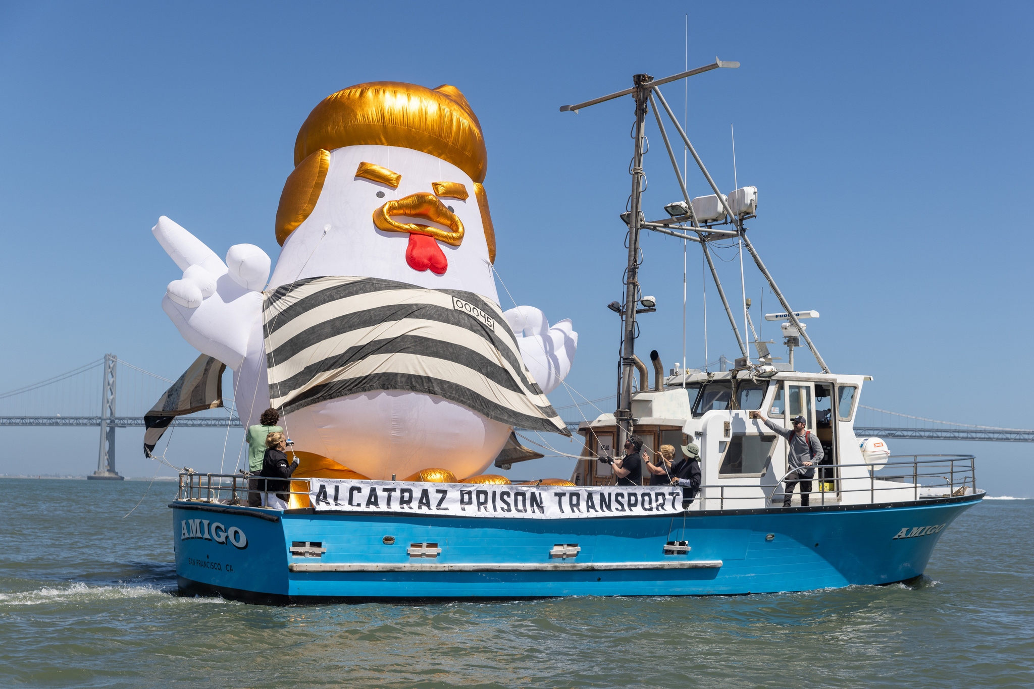 San Francisco Bay: A Divided City - Trump's Fundraiser and the Giant Inflatable Chicken Protest