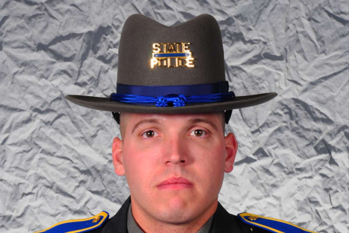 CT legislature OKs pension law change to give family of trooper killed in Southington full retirement benefits