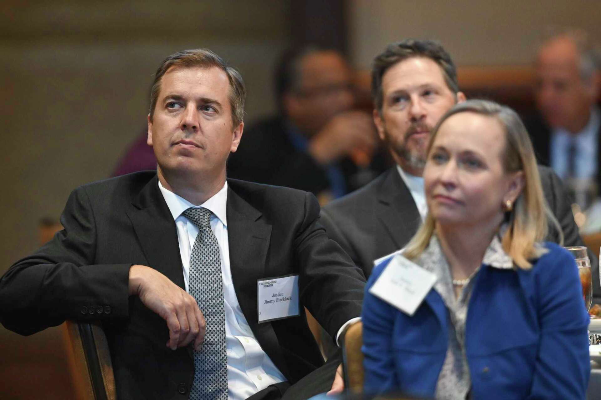 Greg Abbott elevates former staffers on Texas Supreme Court