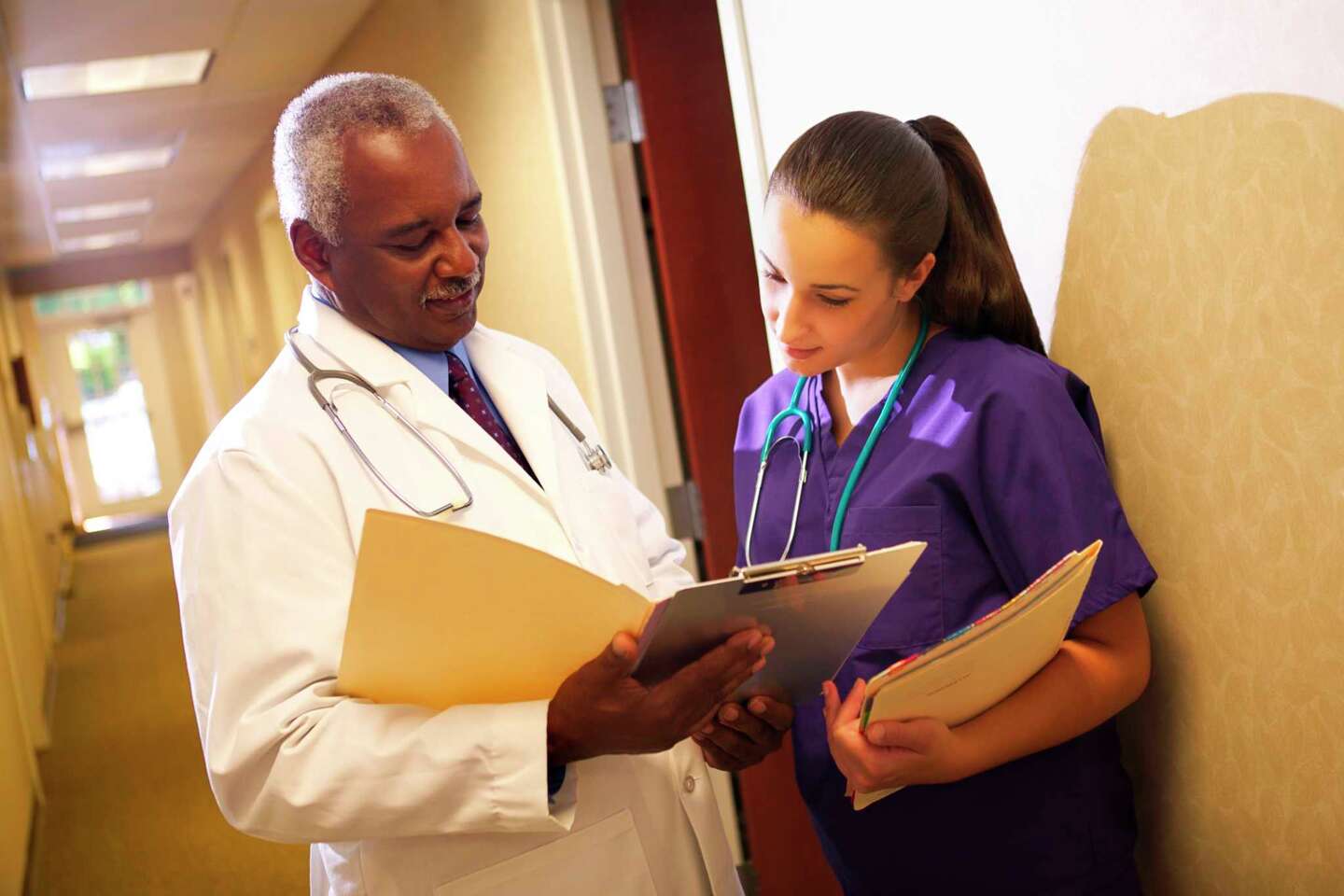 How Many Years of School to Become an Anesthesiologist Assistant?