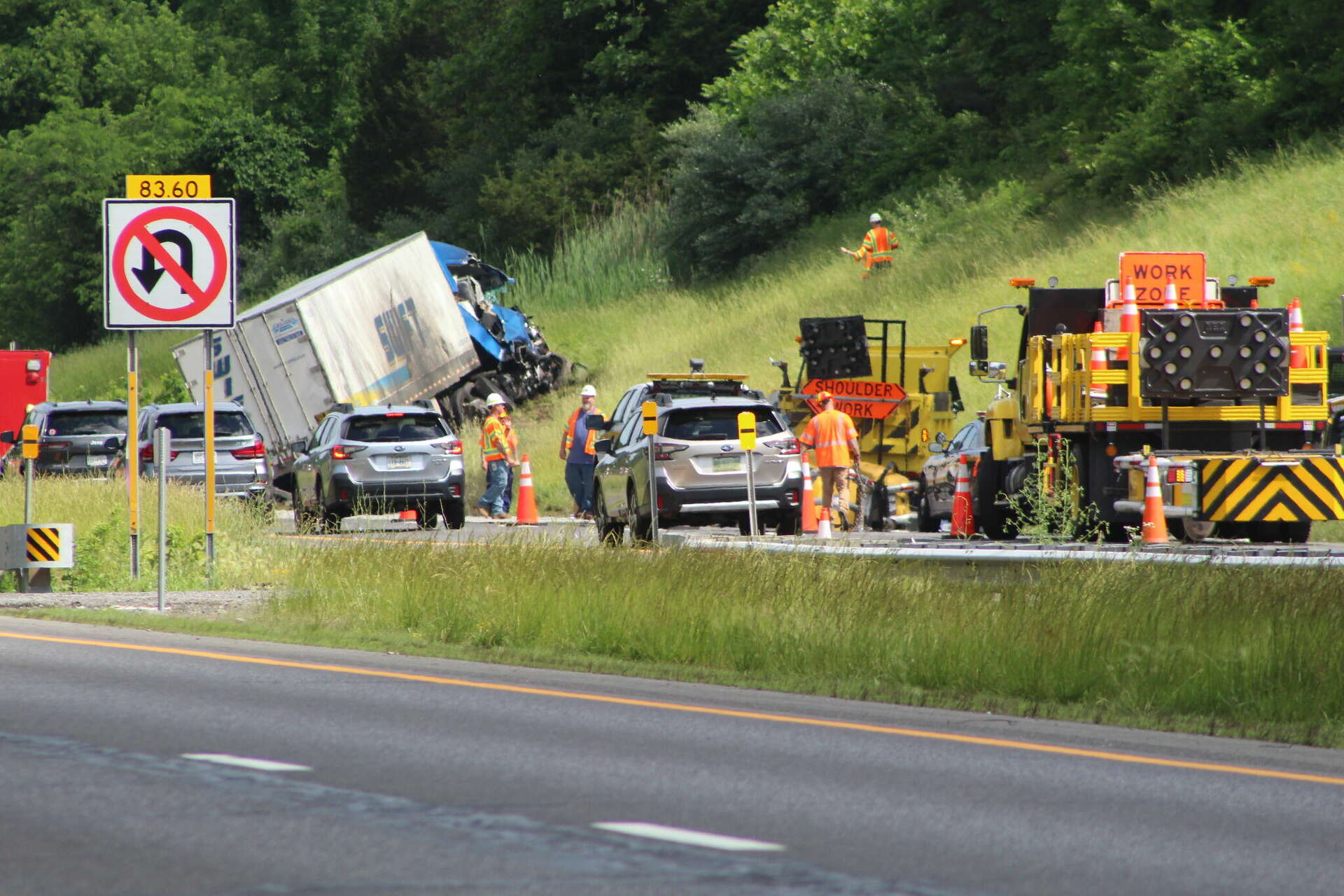 Thruway lanes reopen after crash near Exit 19 for Kingston