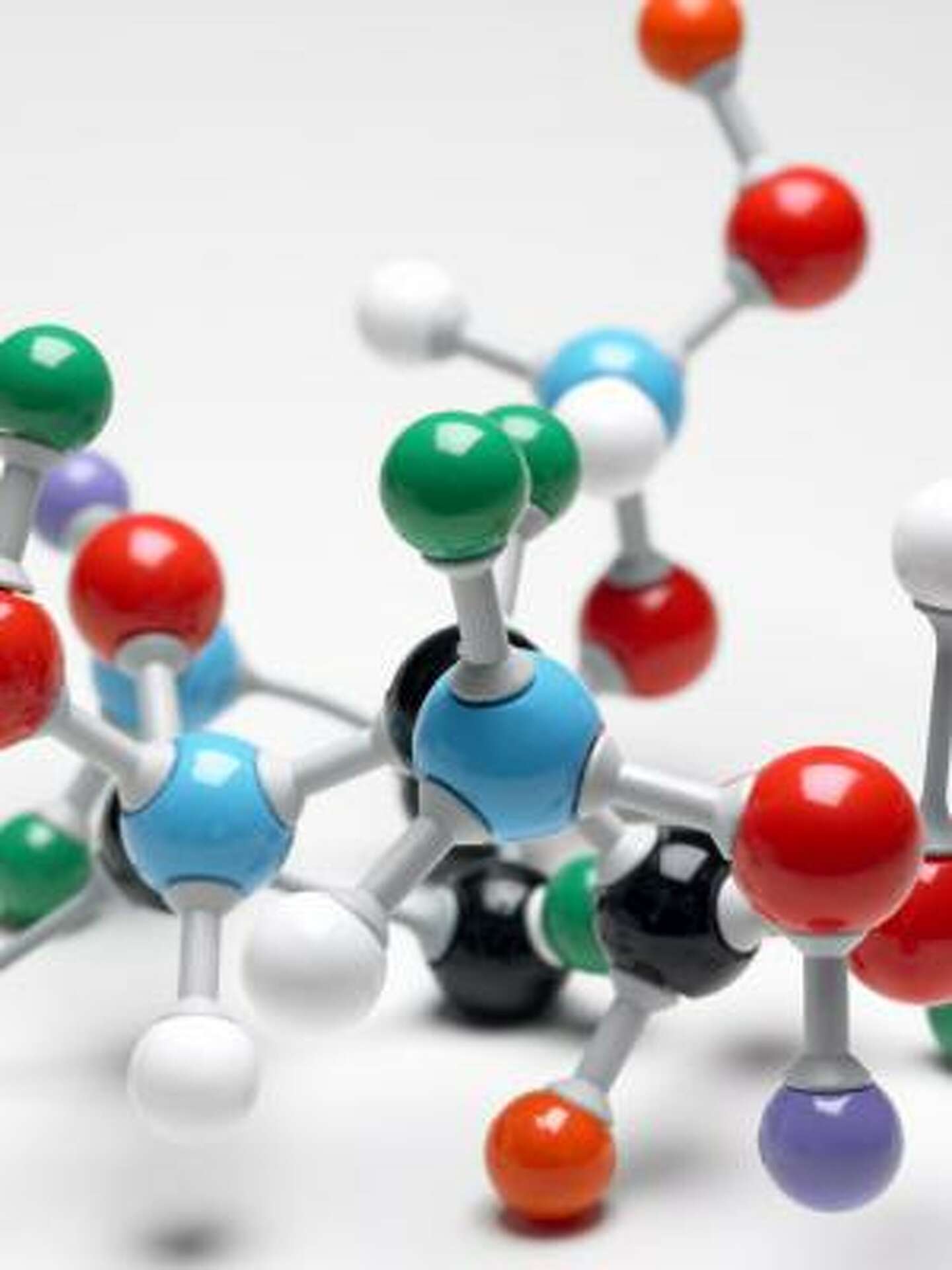 Describe the Kinds of Molecules That Cannot Easily Diffuse Through Cell ...