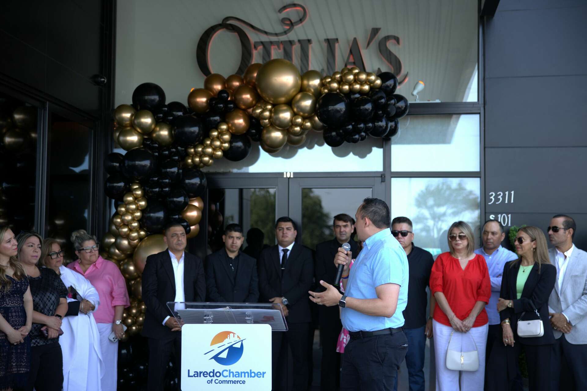 Laredo Chamber of Commerce celebrates Otilia's restaurant opening