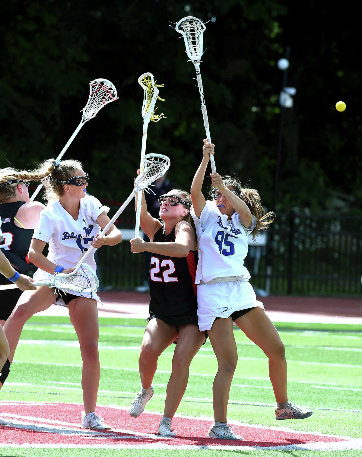 New Canaan girls lacrosse beats Darien to win CIAC Class LL final