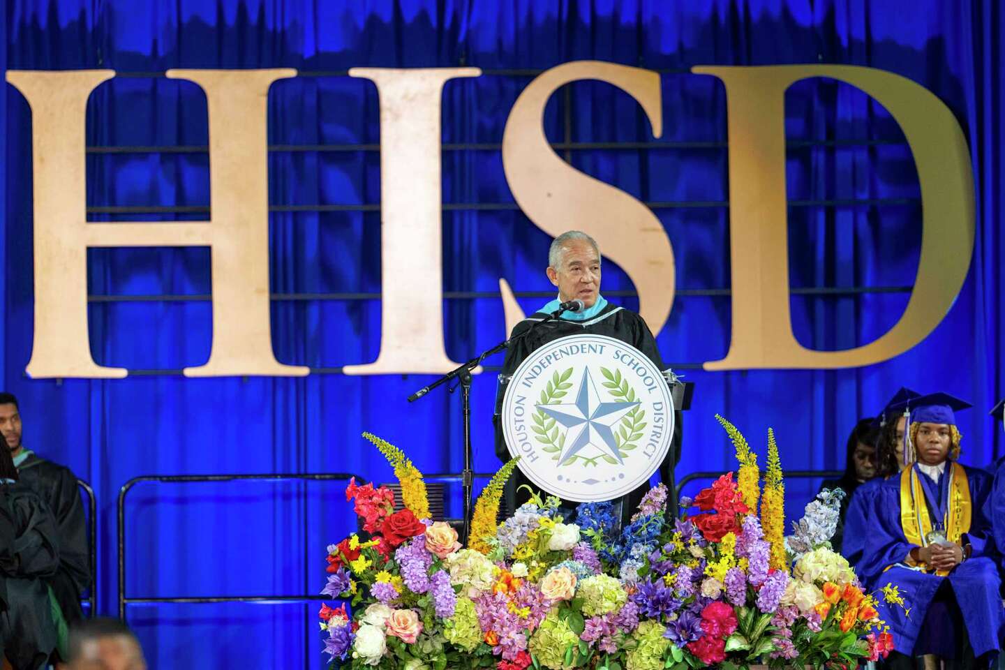 Wheatley High School celebrates graduation 1 year after HISD takeover