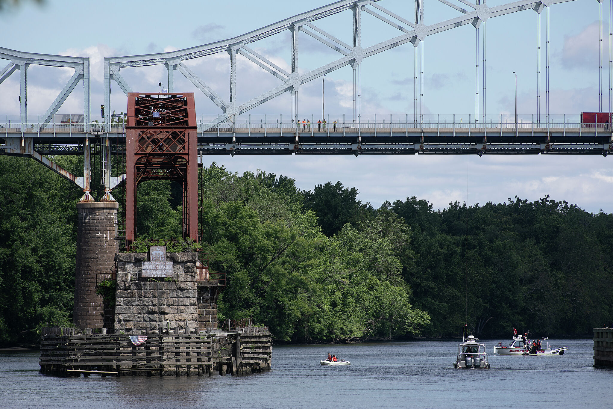 Middletown man killed in moped crash on Arrigoni Bridge