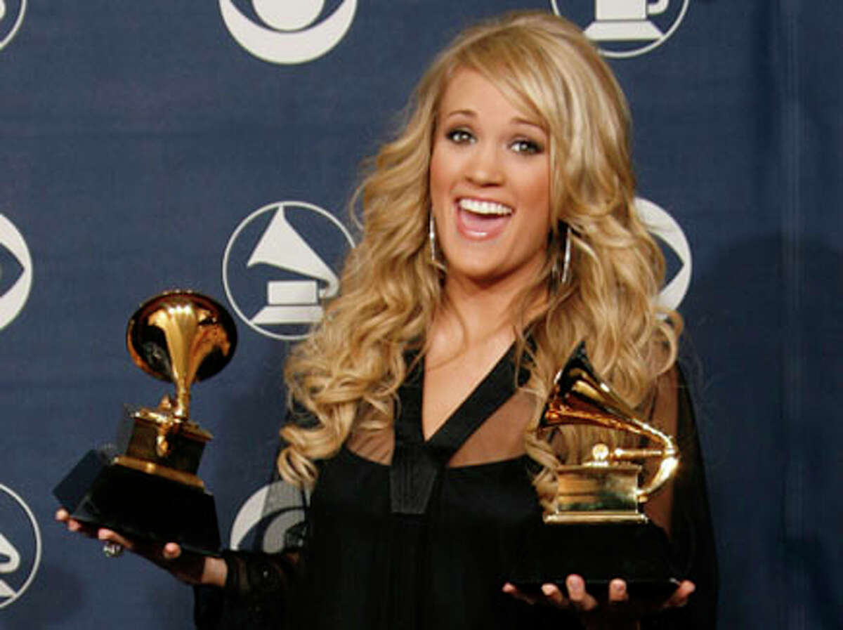 Carrie Underwood's Fans: Give Her The Super Bowl Halftime Show!