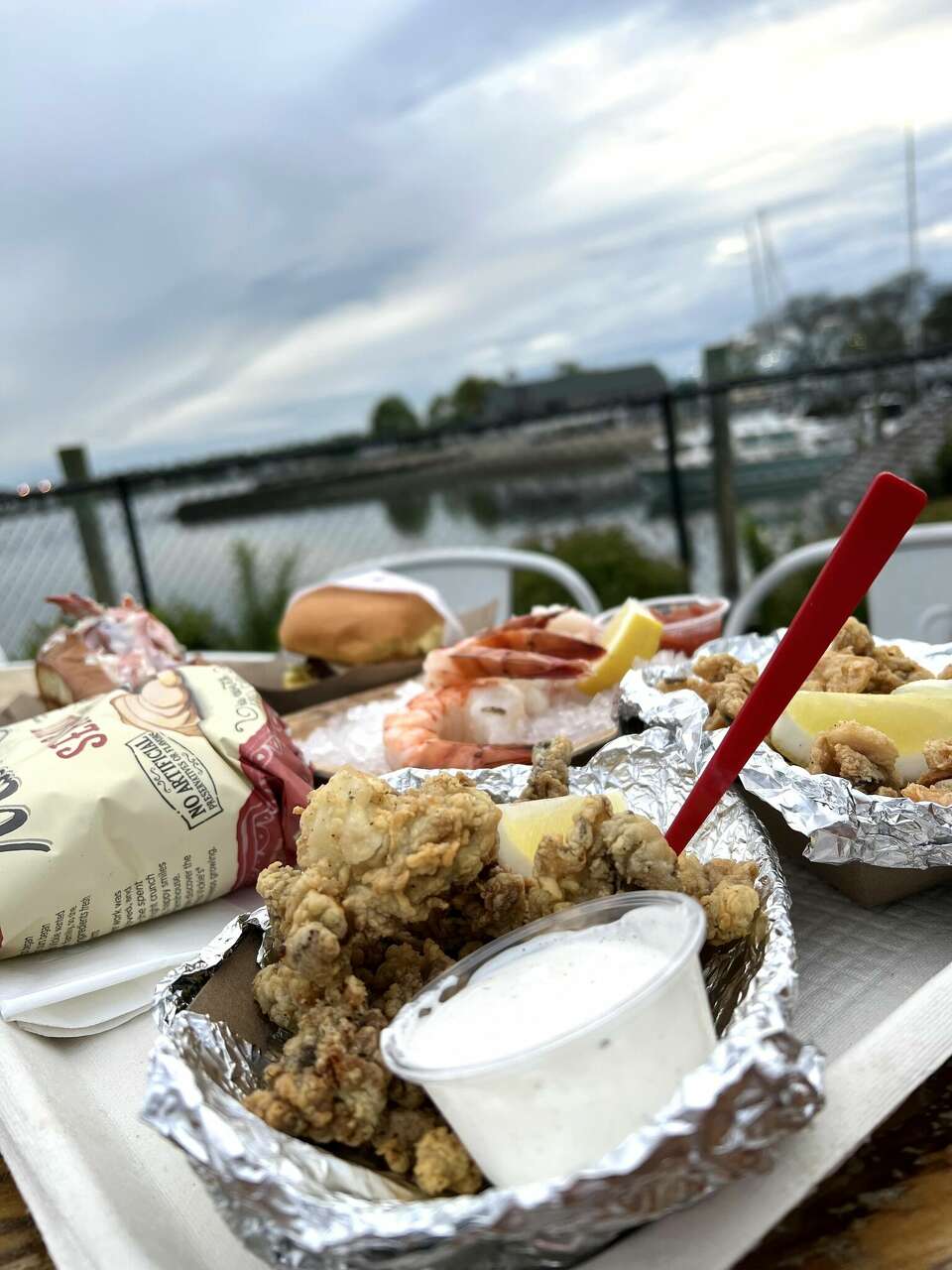 Copps Island Oyster Shack Is Now Open At Norwalk Cove Marina