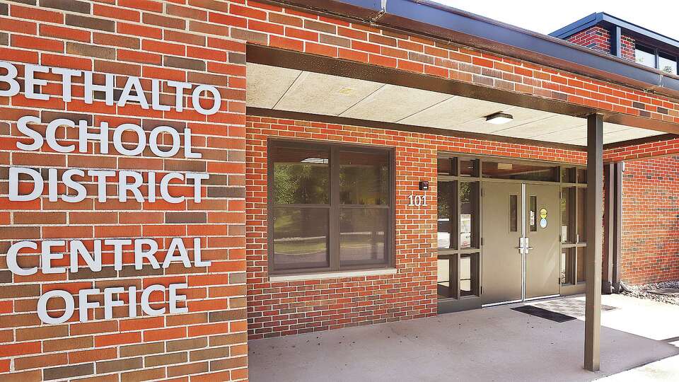 Inside Bethalto's method for appointing new school board members