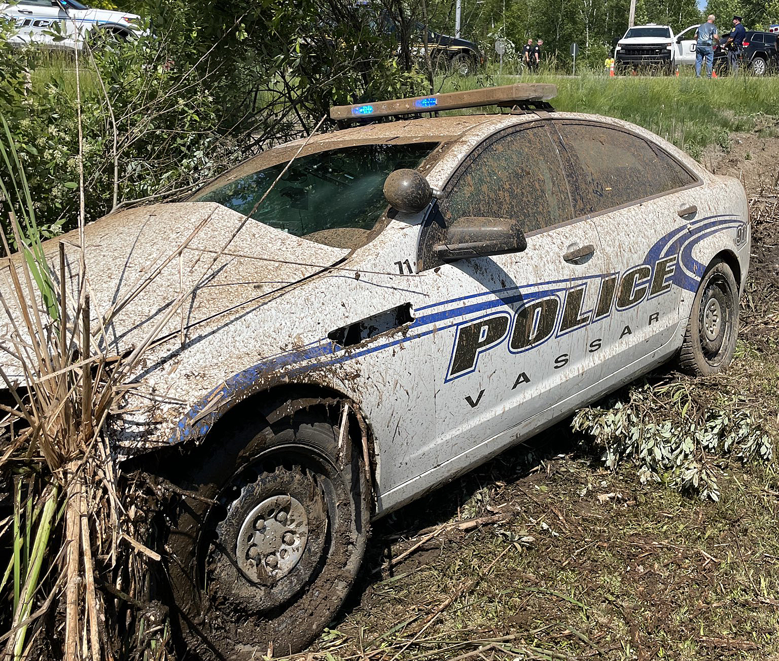 Patrol car and dump truck involved in Tuscola County crashes - Vimarsana News