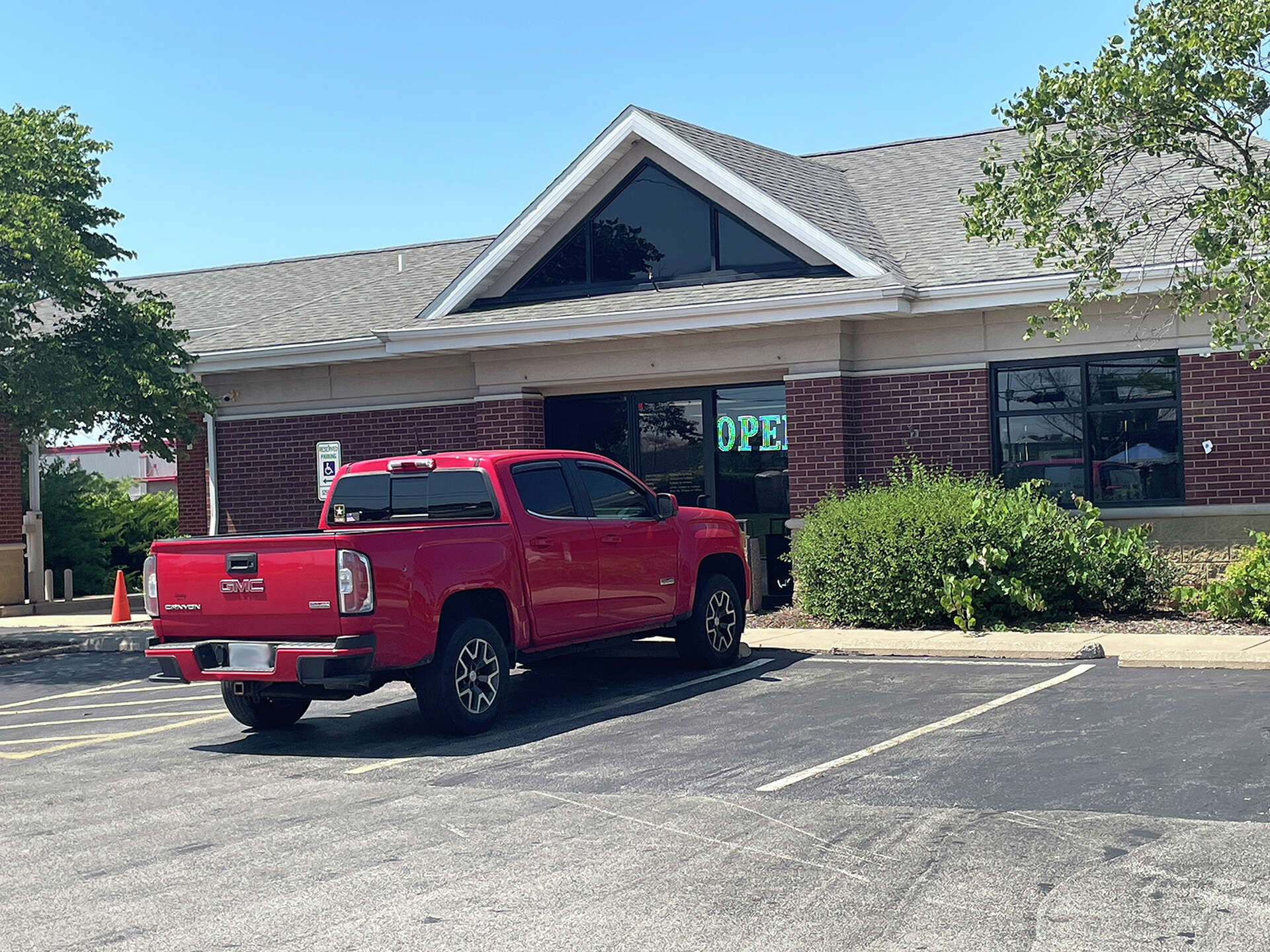 Edwardsville IL postpone action on tobacco store drive thru